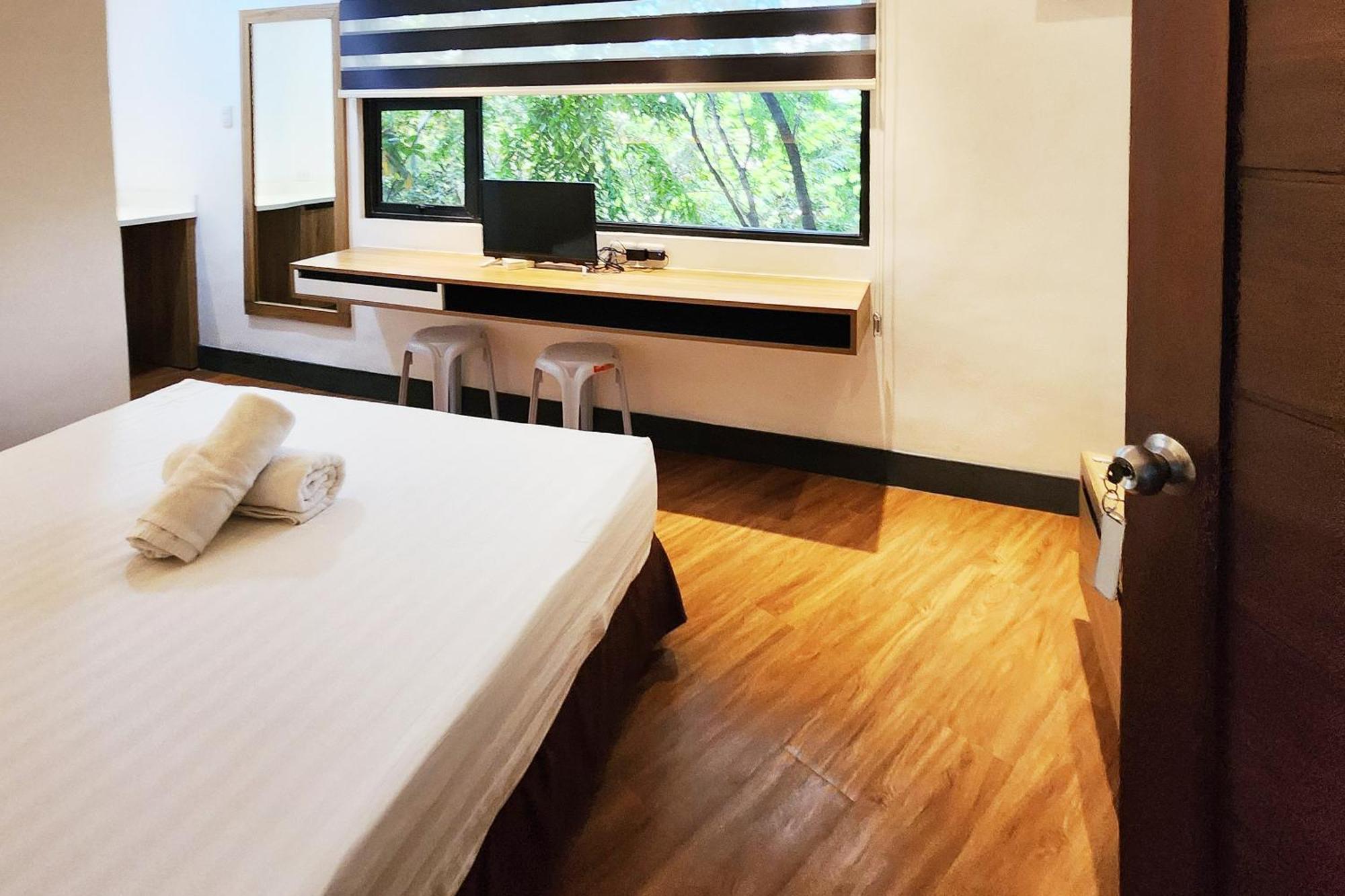 Boulevard Pension Hotel Cebu Extérieur photo